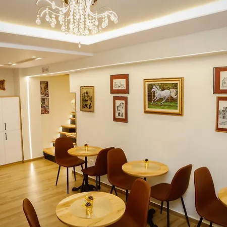 Petite Maison Hermes 3* Tirana