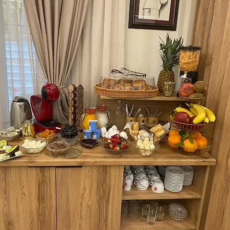 Hotel Petite Maison Hermes Center