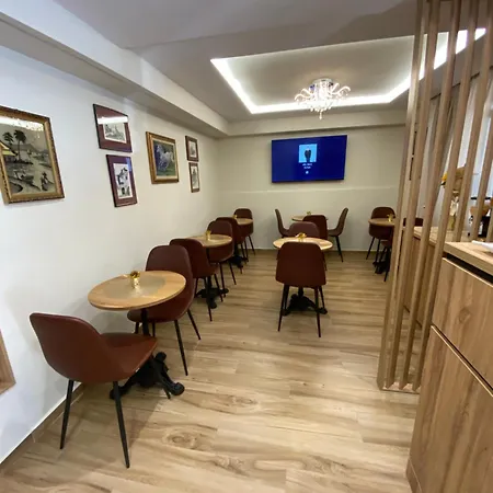 Petite Maison Hermes فندق 3*
