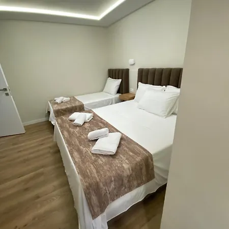 فندق Petite Maison Hermes 3*