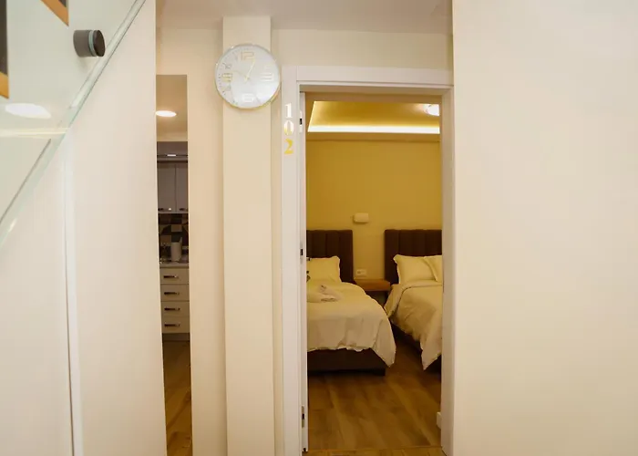 Hotel Petite Maison Hermes Center Tirana