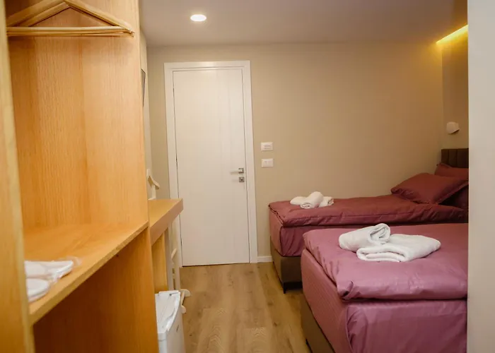 Petite Maison Hermes Center 3*