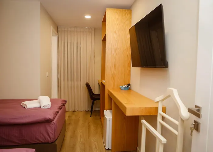 Petite Maison Hermes Center Tirana