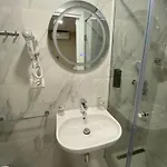 Hotel Petite Maison Hermes Center Tirana