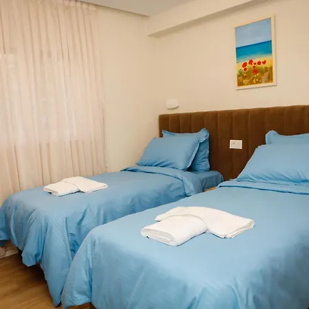 Hotel Petite Maison Hermes Center