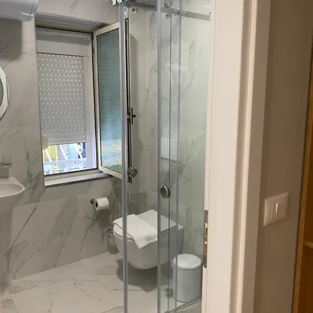 Hotel Petite Maison Hermes Center Tirana