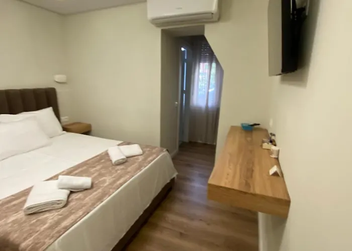 فندق Petite Maison Hermes Center